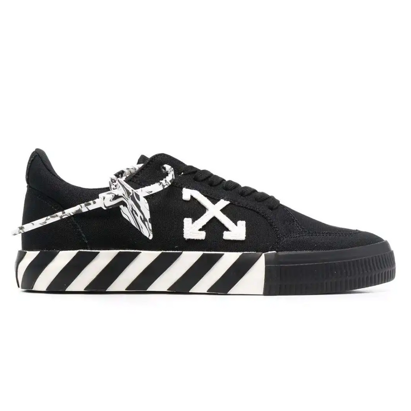 Off-White Vulcanized Low Black White Arrow